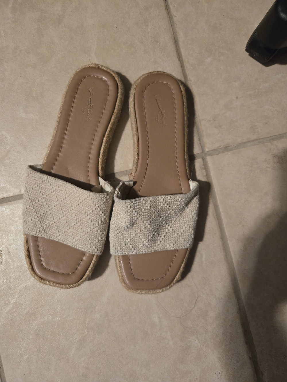 Lilly Pulitzer for Target Textured Beige Slide Sandals